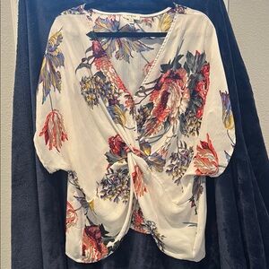 EUC Umgee V-Neck Stunning Floral Blouse w/ Tie Front Detail - SZ S